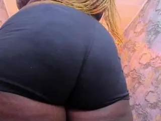 Neffertiryebonny  live sex cam