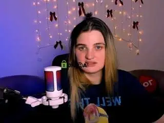 Nessa-blush  live sex cam