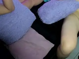 Sweetemily9  live sex cam