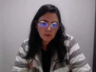 Theaisart  live sex cam