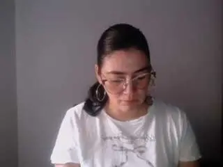 Theaisart  live sex cam