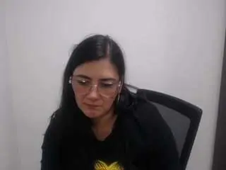 Theaisart  live sex cam