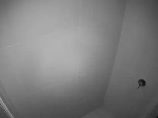 Voyeurcam-casa-salsa-bathroom-8  live sex cam