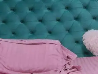 Briannabratty  live sex cam