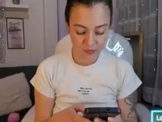 Cloee-dss  live sex cam