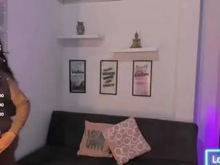 Cloee-dss  live sex cam