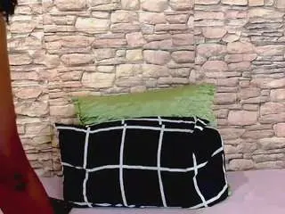 Ebonyolive69  live sex cam