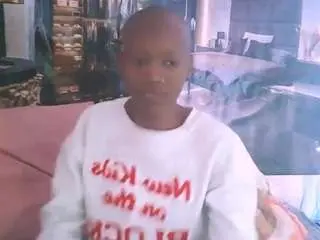 Ebonyolive69  live sex cam