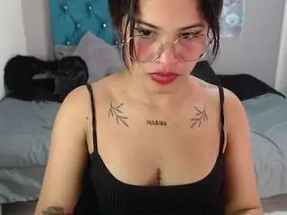 Miafuckpussyhard  live sex cam