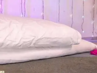 Ohyesly  live sex cam