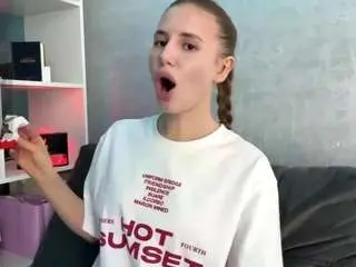 Sophiesumbler  live sex cam