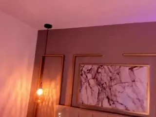 Viky-petitee  live sex cam