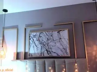 Viky-petitee  live sex cam