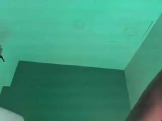 Viky-petitee  live sex cam