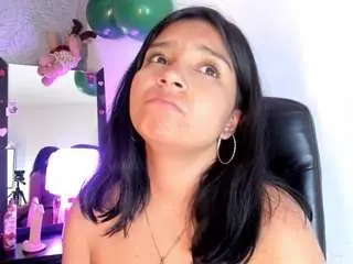 Candysvictoria  live sex cam