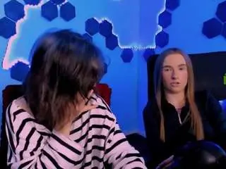 Doll-vey  live sex cam