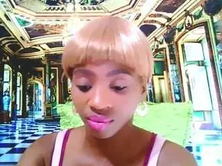 Ebonycreamy69  live sex cam