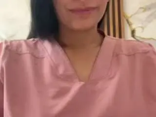 Georgina253  live sex cam