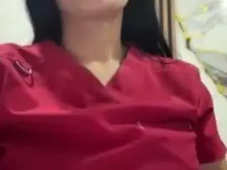 Georgina253  live sex cam