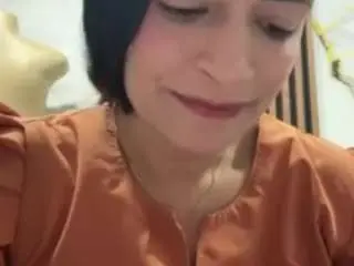 Georgina253  live sex cam