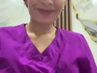 Georgina253  live sex cam