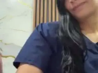 Georgina253  live sex cam