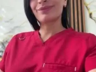 Georgina253  live sex cam