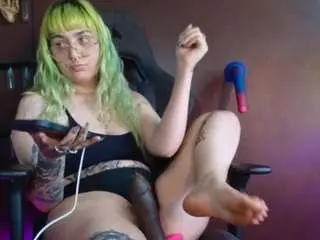 Justsubmitandobey  live sex cam