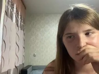 Kieshasamperi  live sex cam