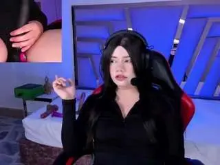 Lilapop4  live sex cam