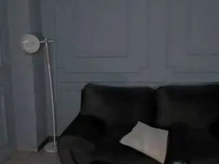 Sunnyrivers  live sex cam