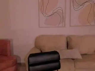 Sunnyrivers  live sex cam