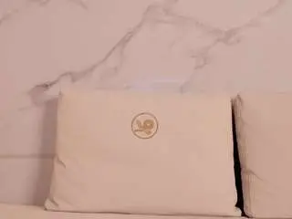 Alena-kenner  live sex cam