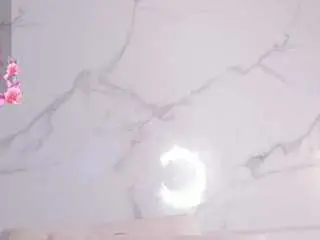 Alena-kenner  live sex cam