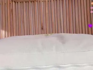 Alena-kenner  live sex cam