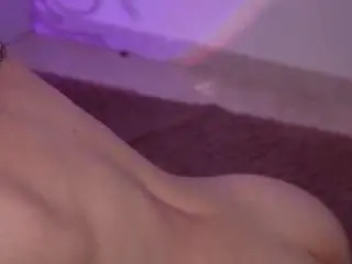 Halseey  live sex cam