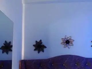 Kitty-nova69  live sex cam