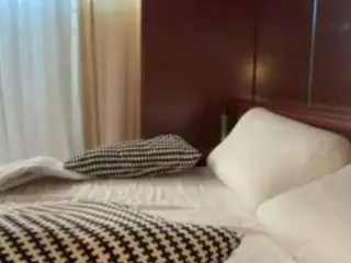 Naommiscott  live sex cam