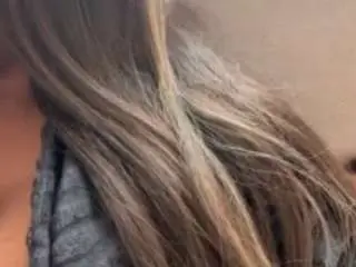 Naommiscott  live sex cam