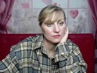 Rebecamortis  live sex cam
