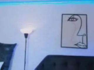 Stellaqueens  live sex cam