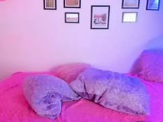 Sweett-karol  live sex cam