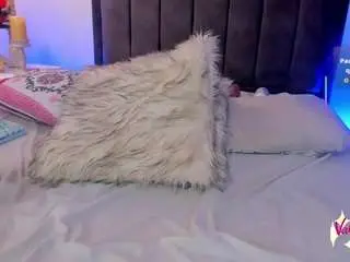 Ashlye-whiite  live sex cam