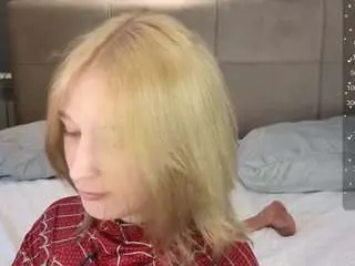 Lillian-peters  live sex cam