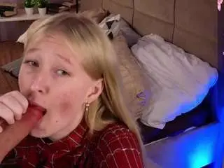 Lillian-peters  live sex cam