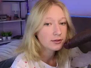 Lillian-peters  live sex cam