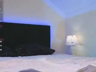 Lillian-peters  live sex cam