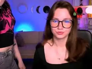 Nikolo-rain  live sex cam