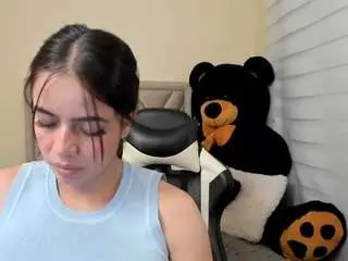 Salomebrunette  live sex cam