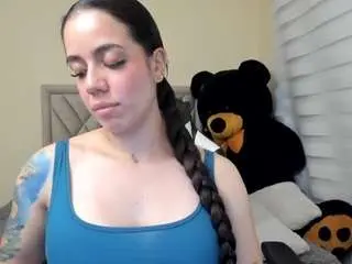 Salomebrunette  live sex cam